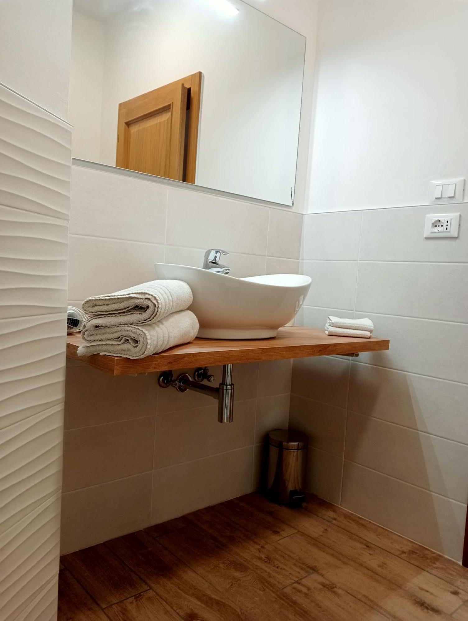 Bed And Breakfast Anna Isera Ngoại thất bức ảnh